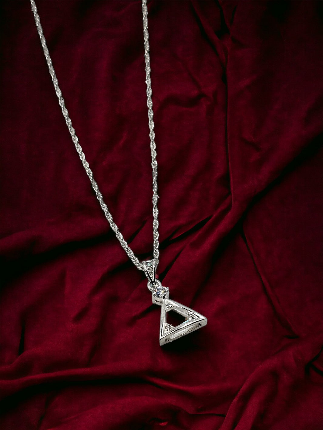 Vintage-Geometric-Triangle-Pendant - PSA Jewels