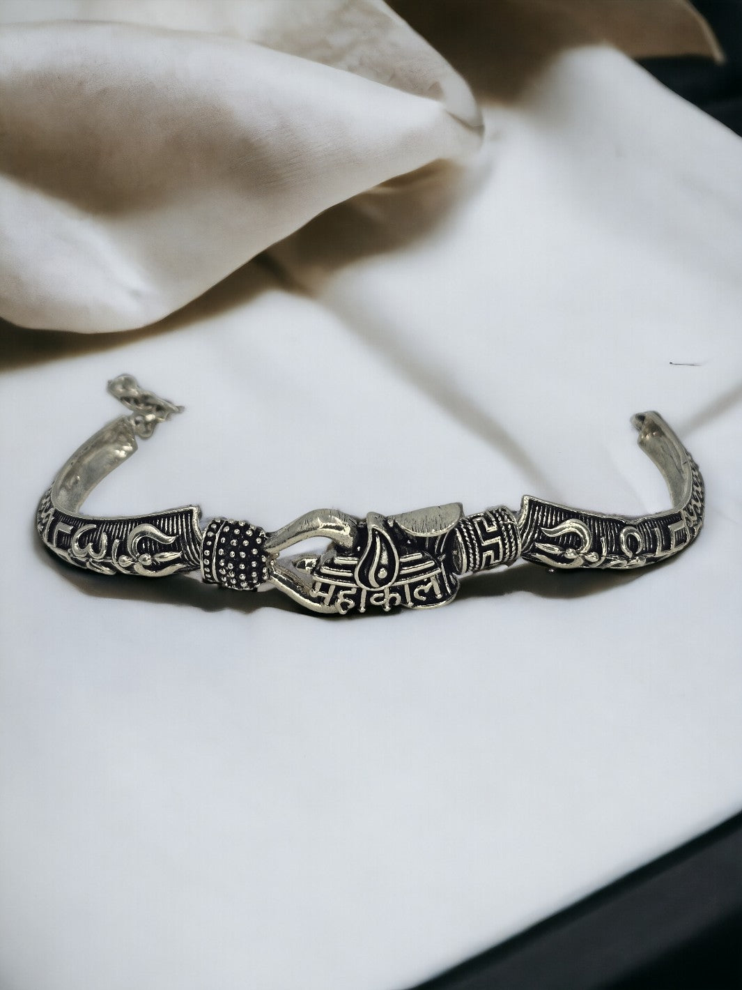 Mahakal Damroo Rudraksha Bracelet - PSA Jewels