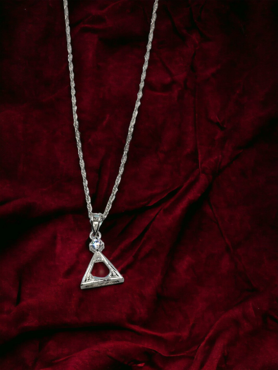 Vintage-Geometric-Triangle-Pendant - PSA Jewels
