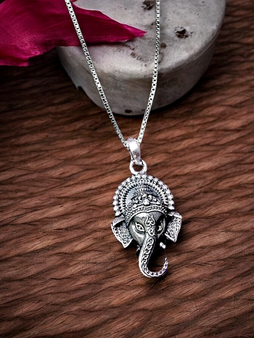 Ganapati Pendant With Chain - PSA Jewels