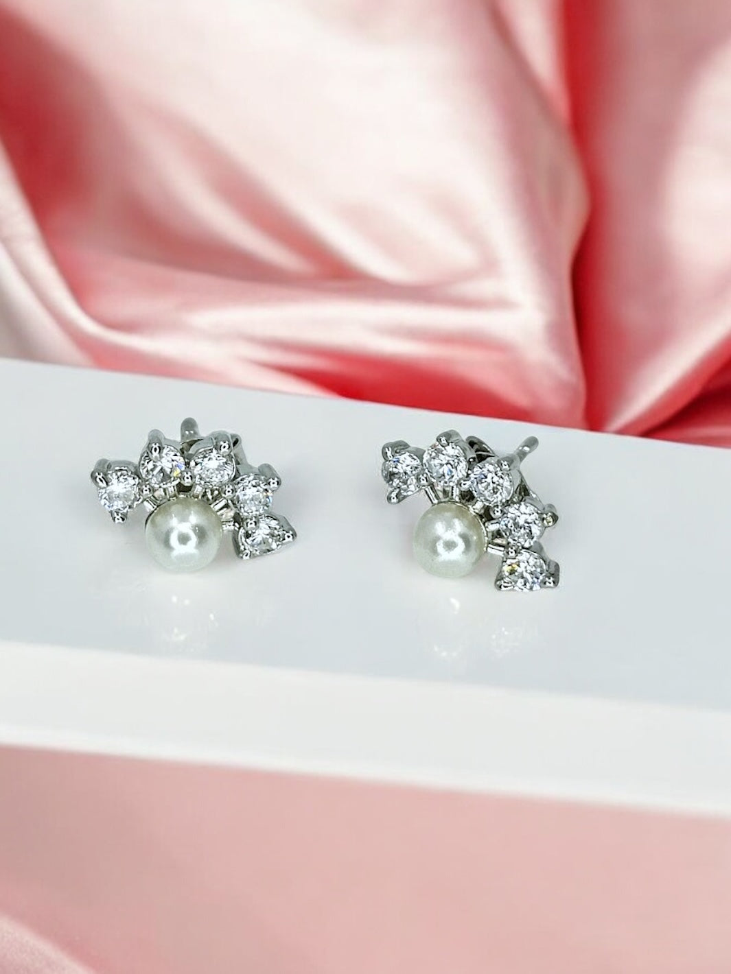 Flower shaped pearl Silver Earring - PSA Jewels