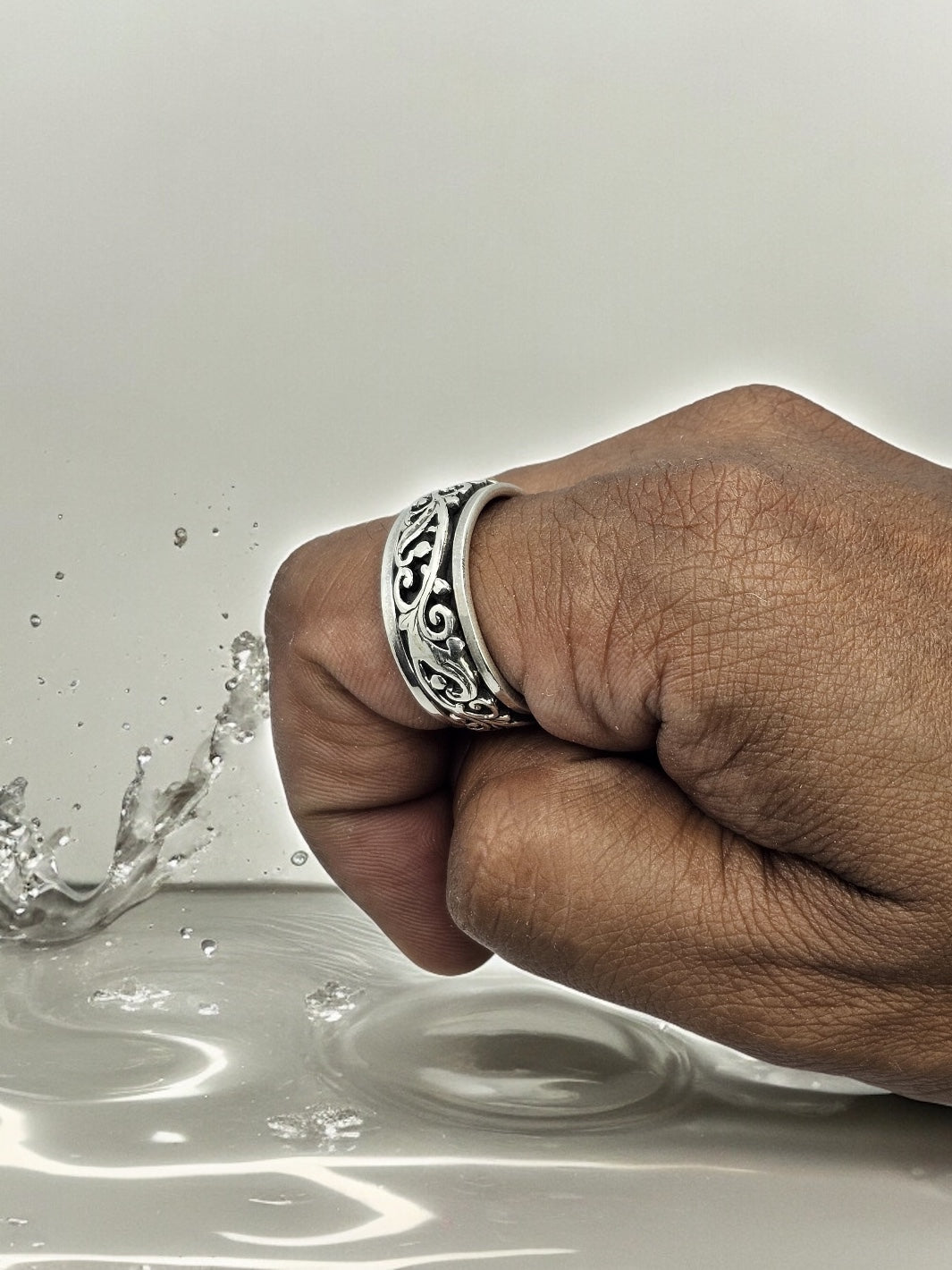 Artistic Swirl Rotating Band Ring - PSA Jewels