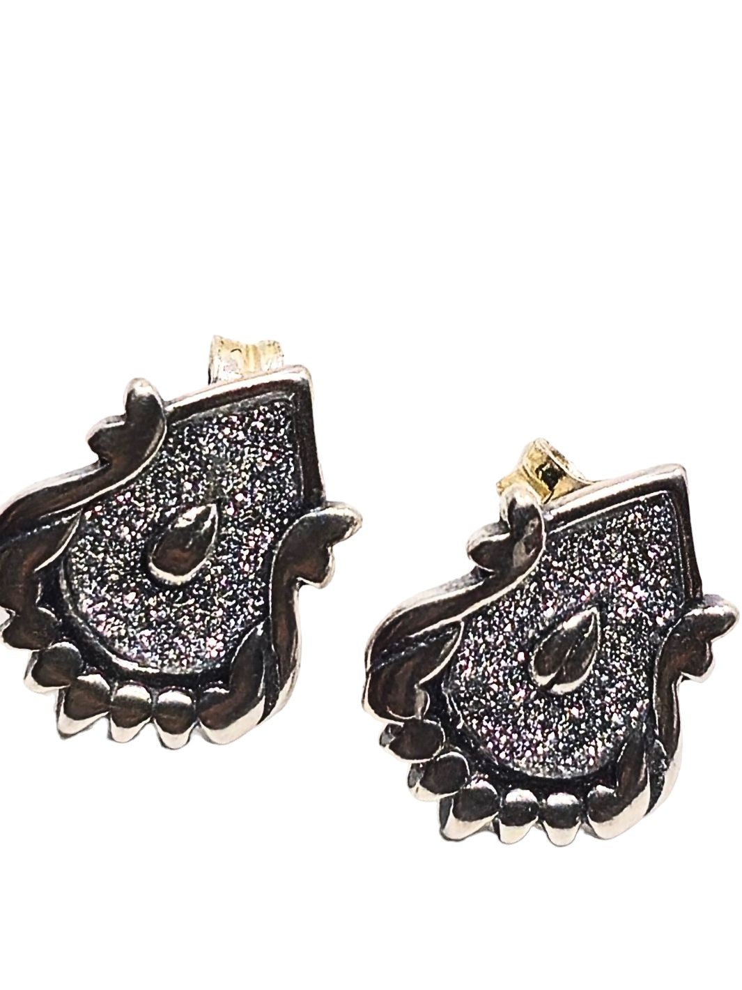 Kalash Shaped Earring