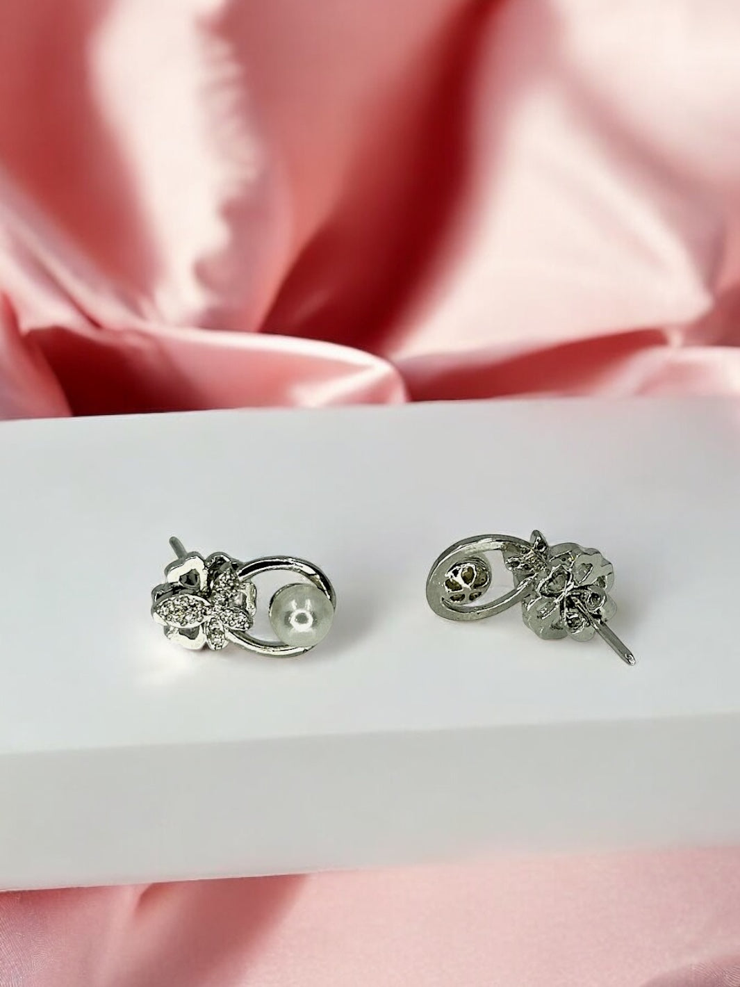 Butterfly shaped with Pearl Silver Earring - PSA Jewels