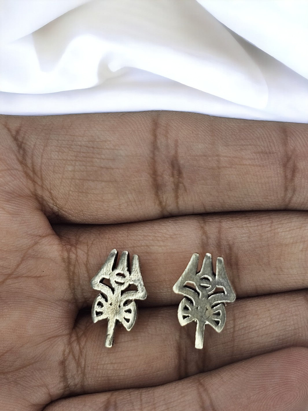 Damroo Trident Silver Earring