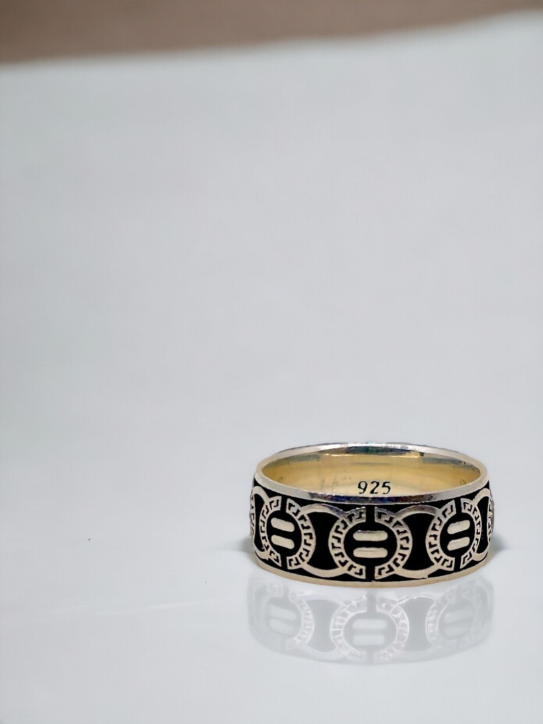 Artistic Band Ring