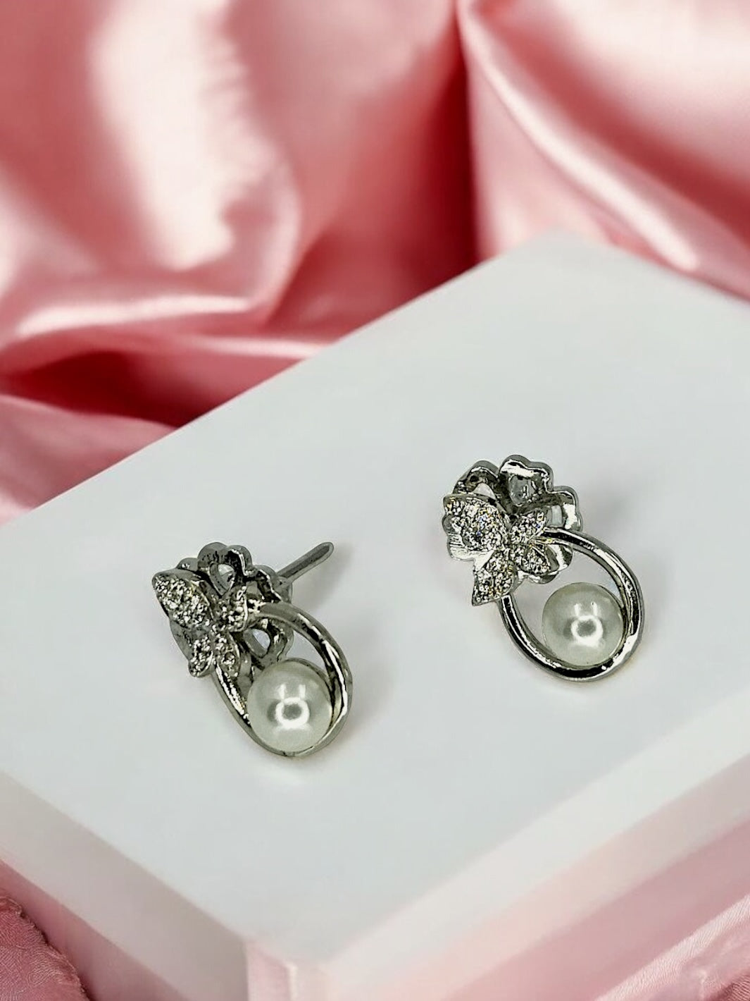 Butterfly shaped with Pearl Silver Earring - PSA Jewels