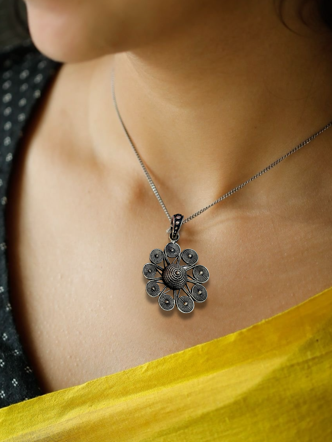 Silver Floral Pendant with chain