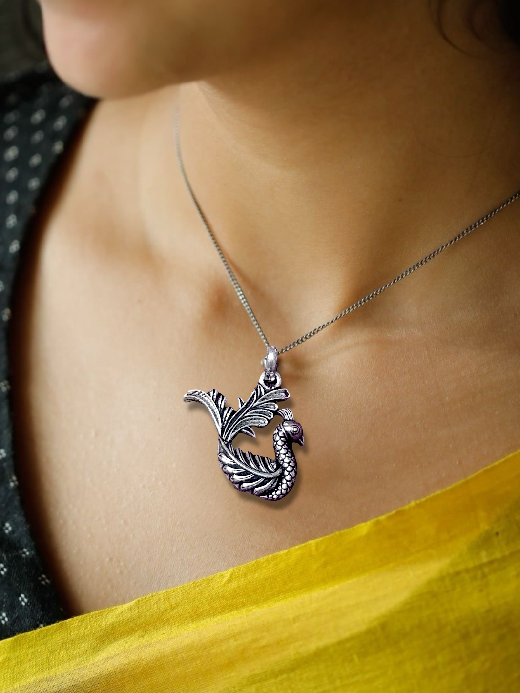 Swan Pendant With Chain