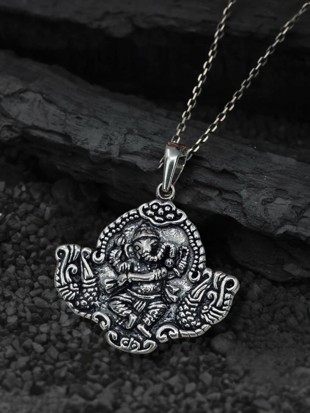 Silver Lord Ganapathy Pendant with chain - PSA Jewels