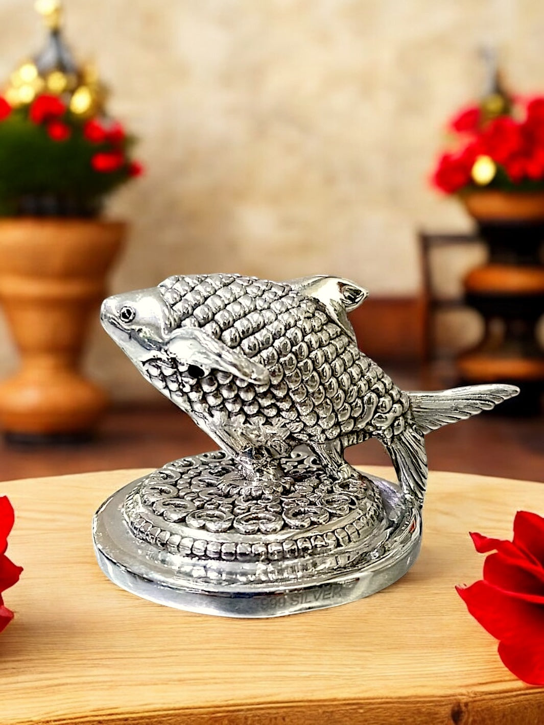 Pure Silver Big Fish with stand