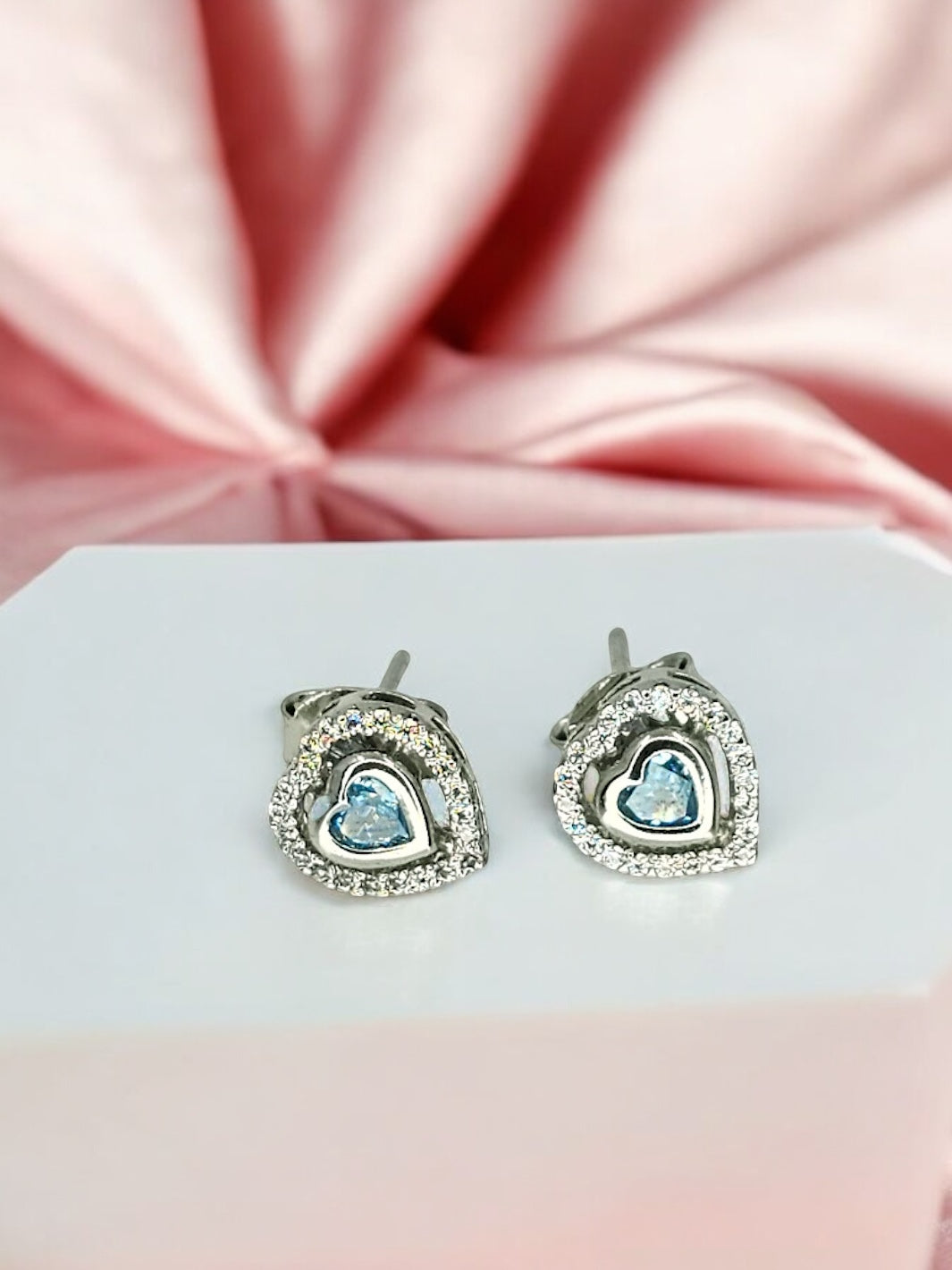 Blue Topaz Heart Silver Earring