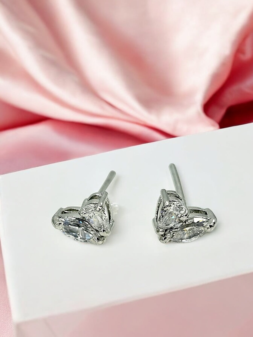 Two Leaves shaped Silver Earring