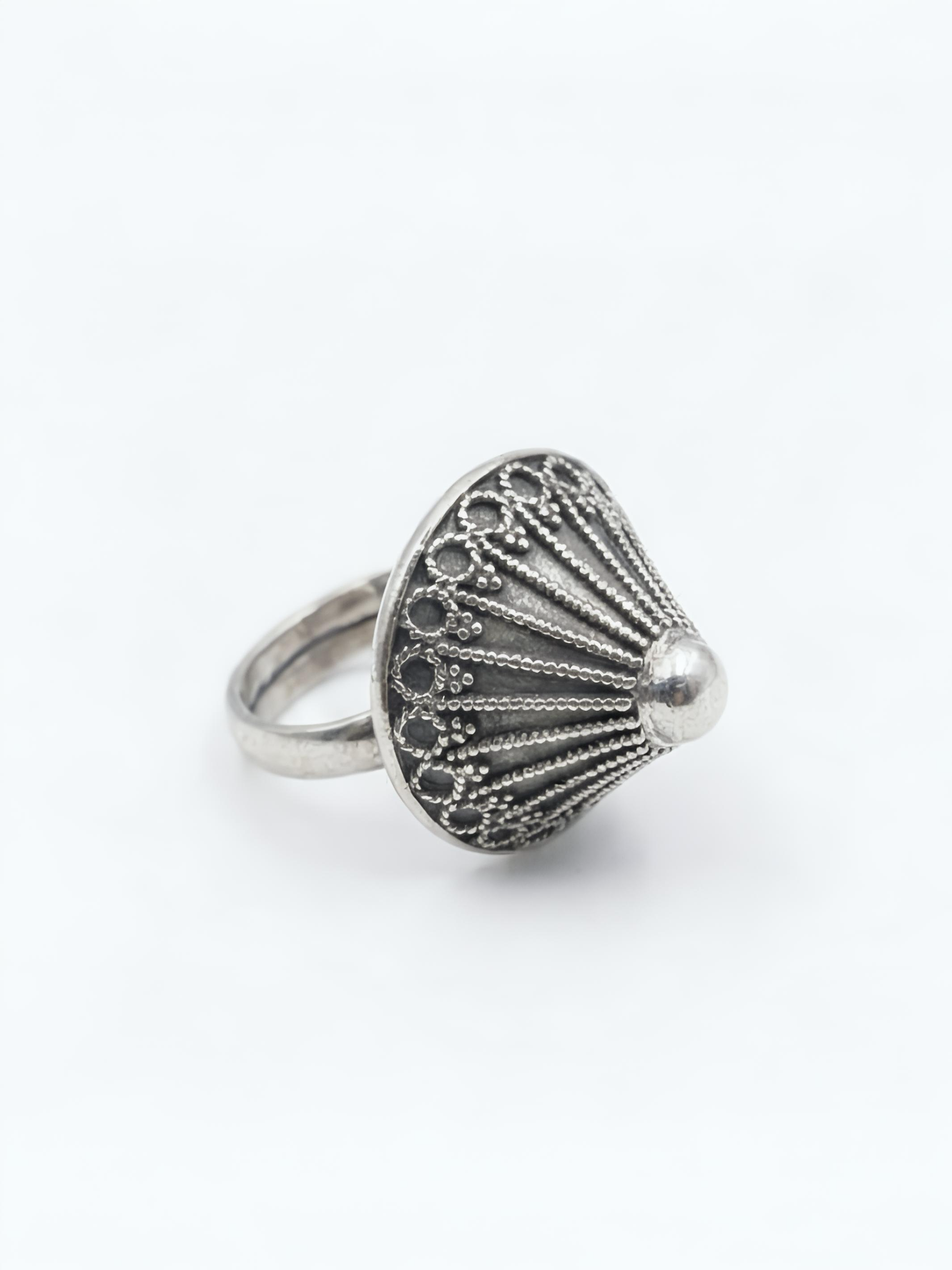 Artistic Dome Pure Silver Ring