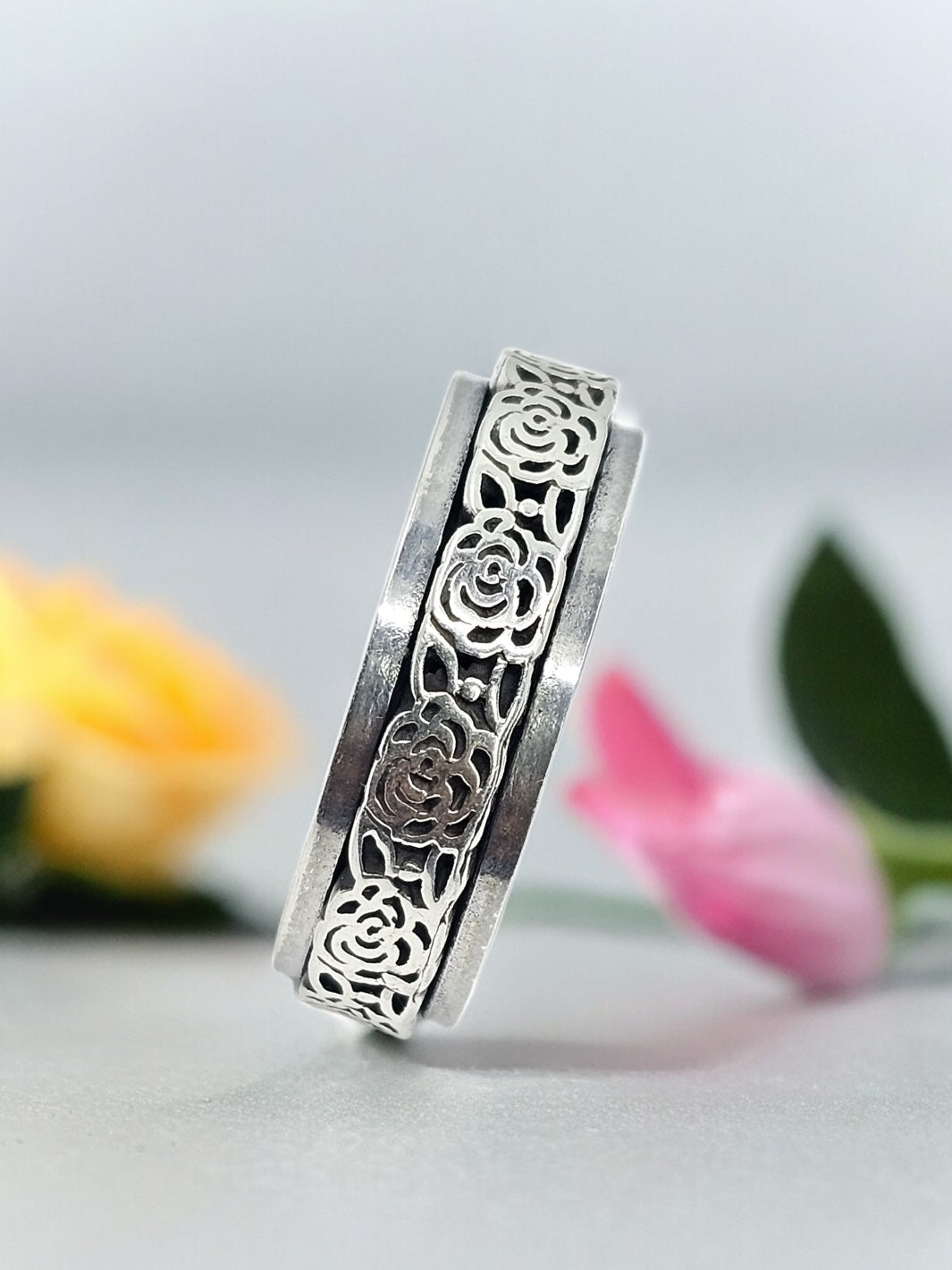 Rose Design Band Ring - PSA Jewels