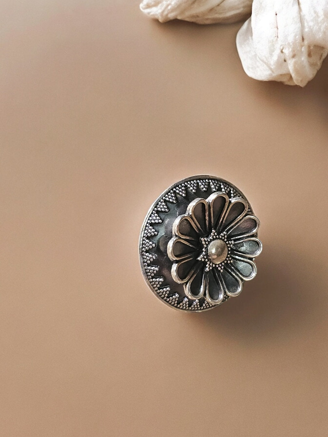 Artistic Big Flower Ring