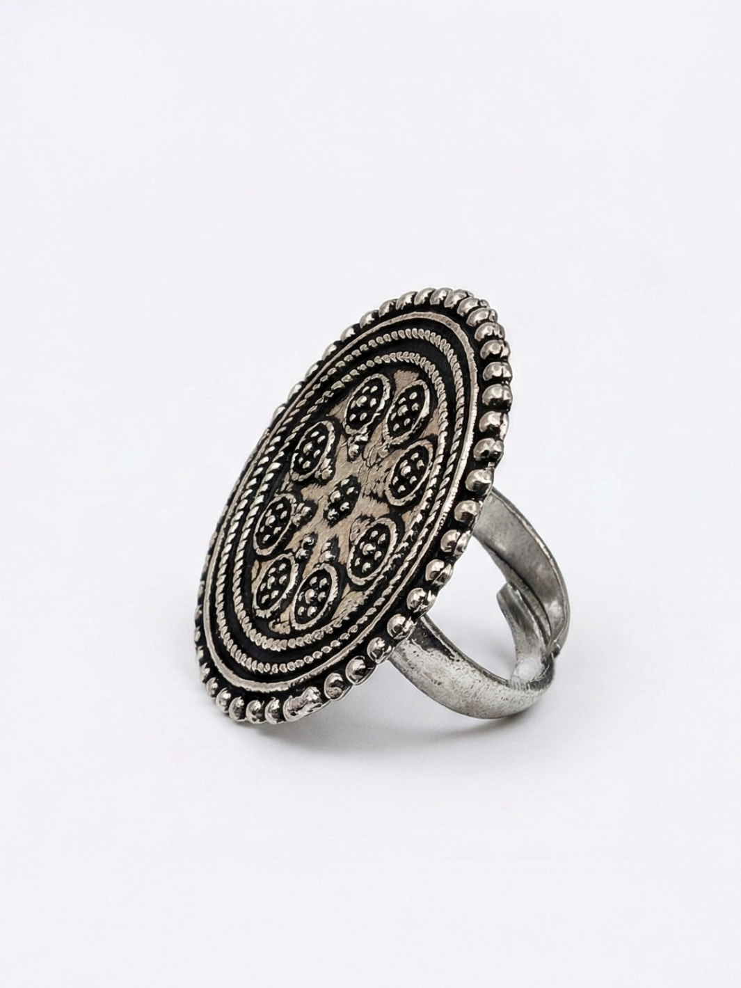 Dilbaro Big Pure Silver Ring