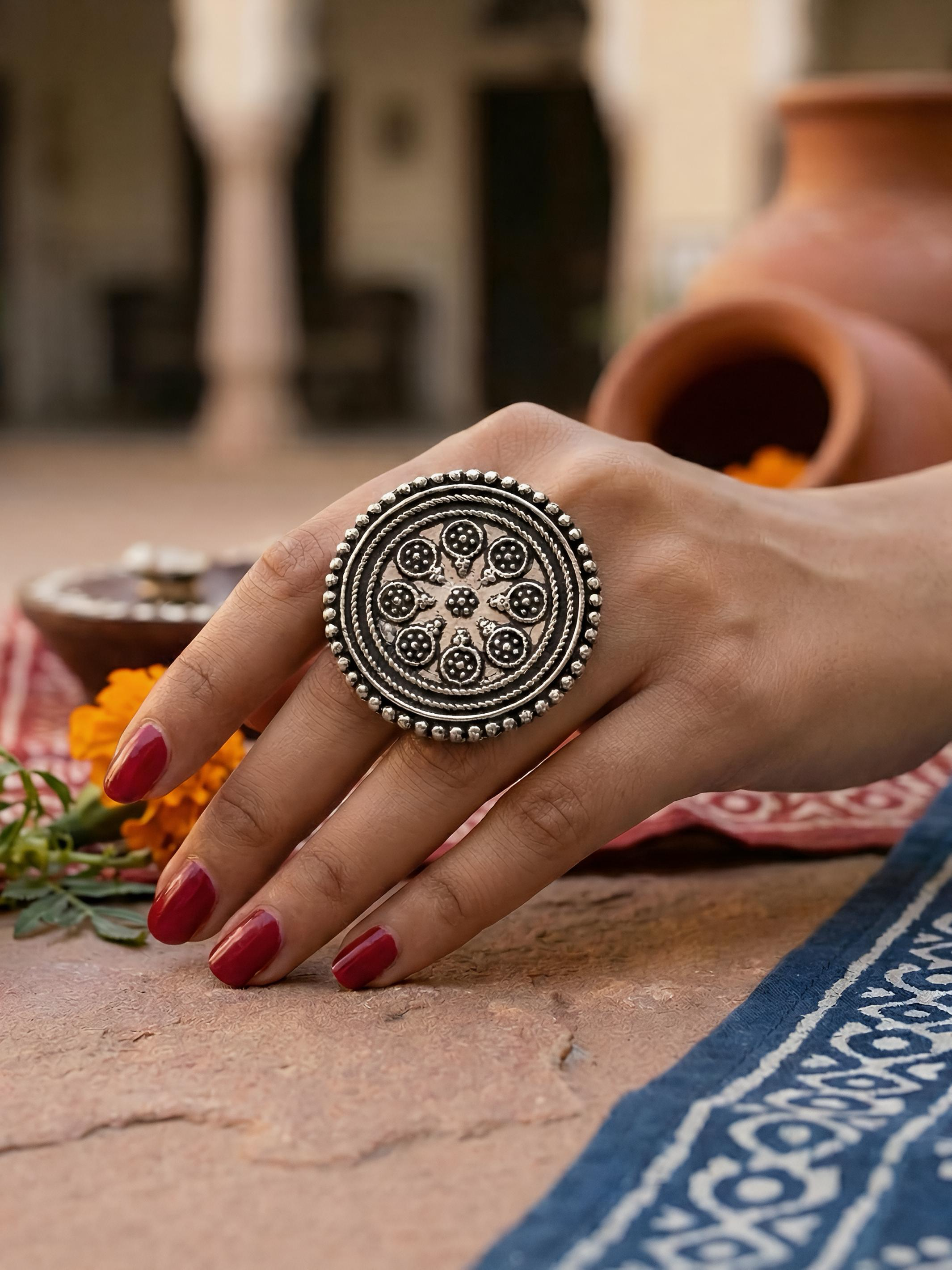 Dilbaro Big Pure Silver Ring